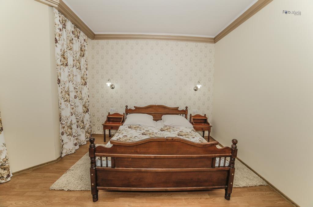 Hotel Golden Spirit Băile Herculane Habitación foto