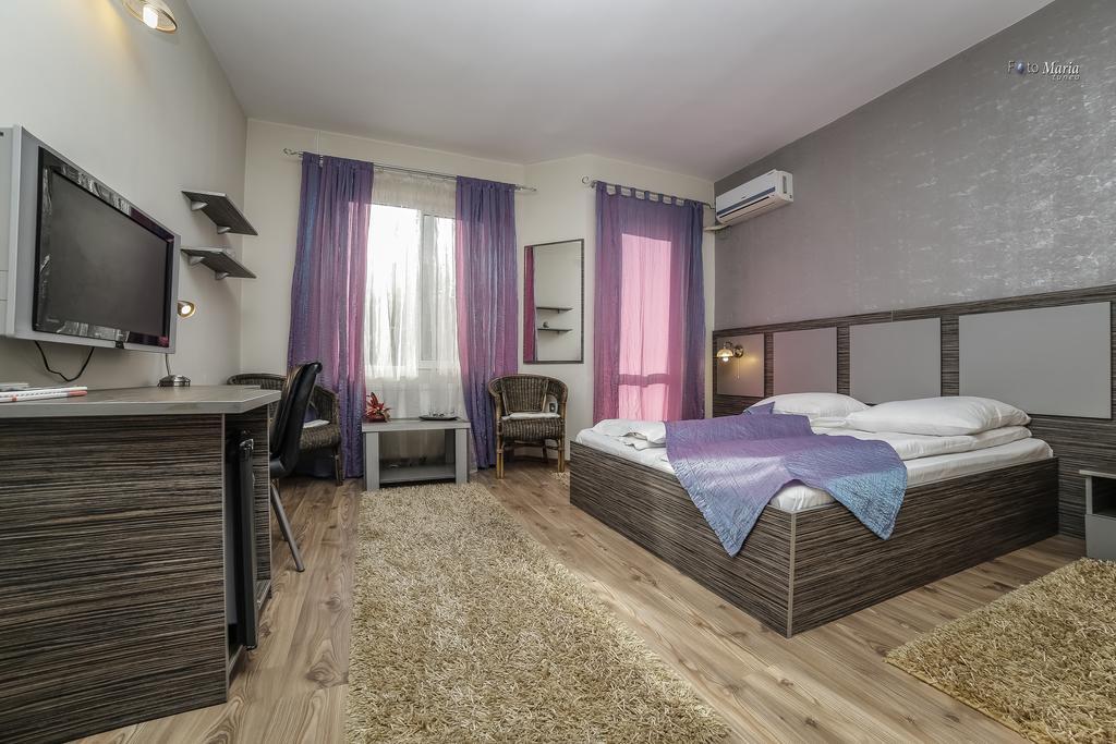 Hotel Golden Spirit Băile Herculane Habitación foto